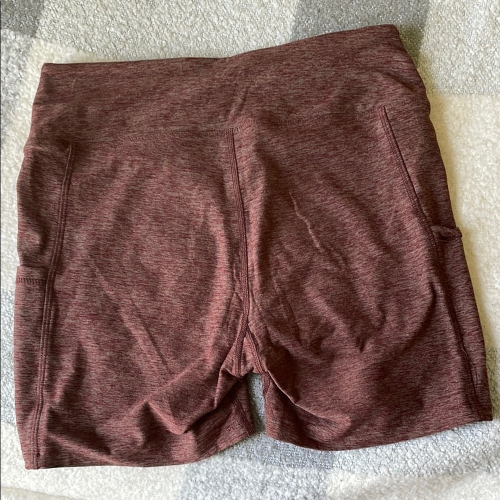 Year of Ours Set- Football Bra & Biker Shorts - Picture 3 of 11